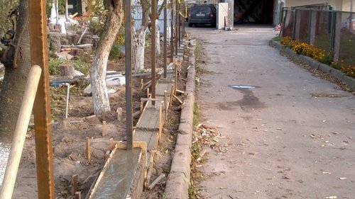 Как сделать забор из профнастила своими руками Как сделать забор из профнастила своими руками